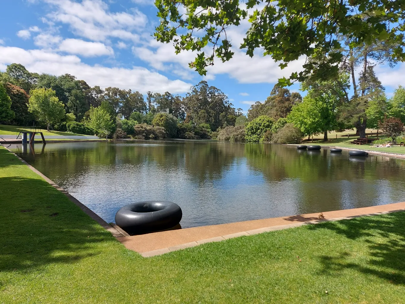 Fonty's Pool Caravan Park and Chalets - Image 6