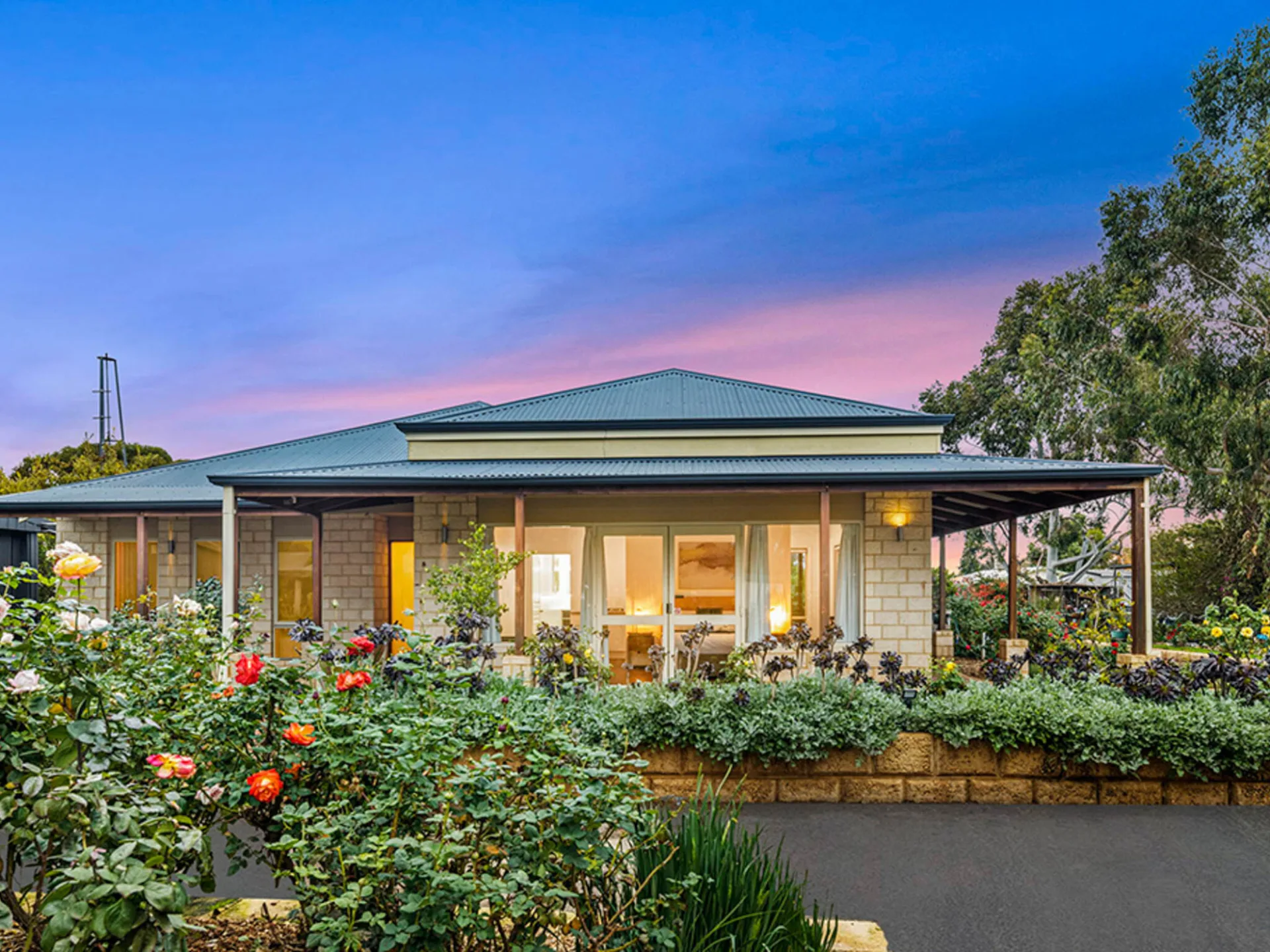 Northam Holiday Park - Image 1