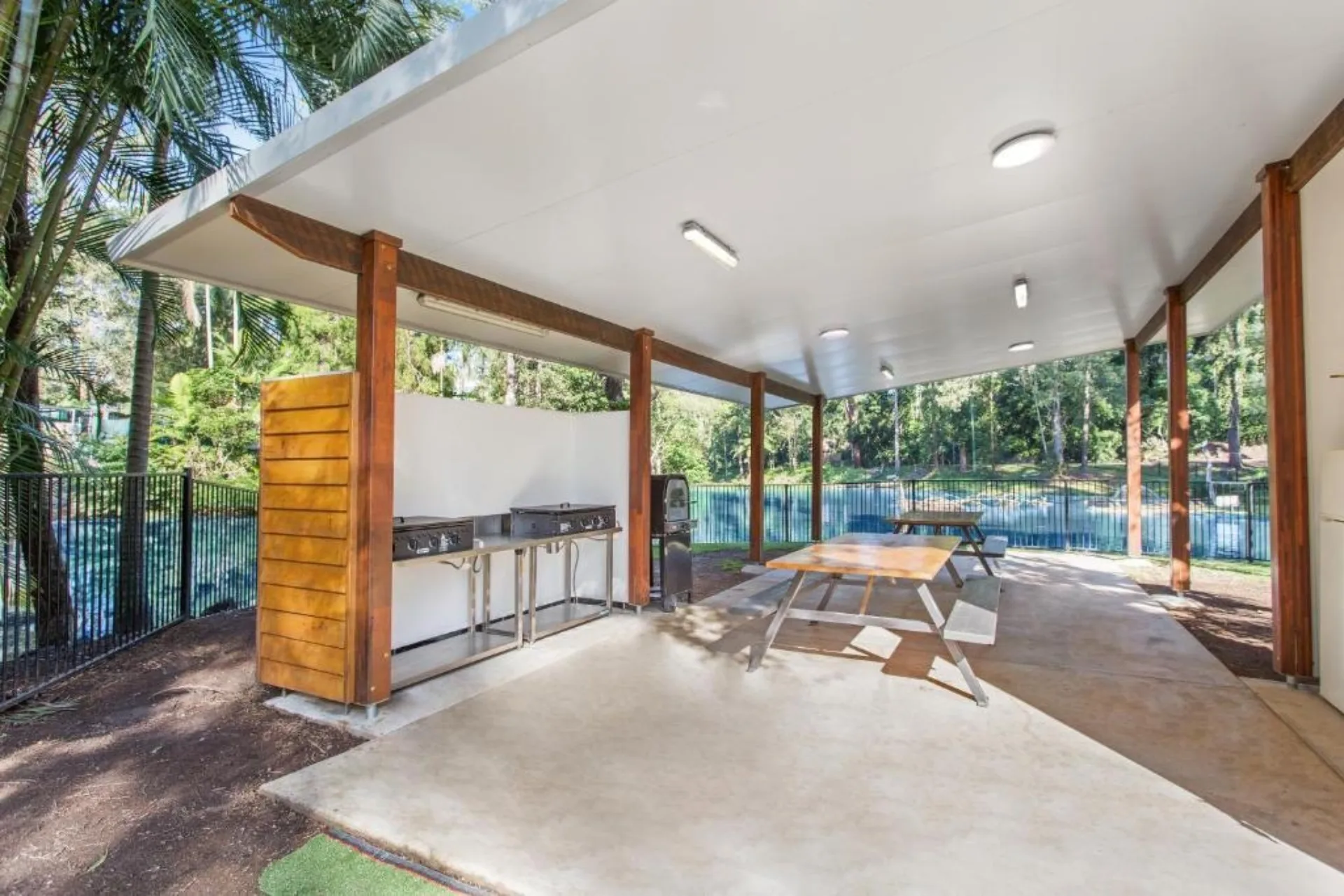 Landsborough Holiday Park - Image 5
