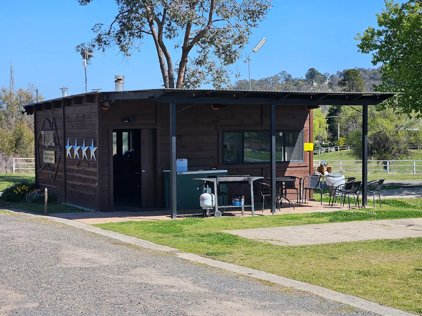 Walcha Caravan Park - 4