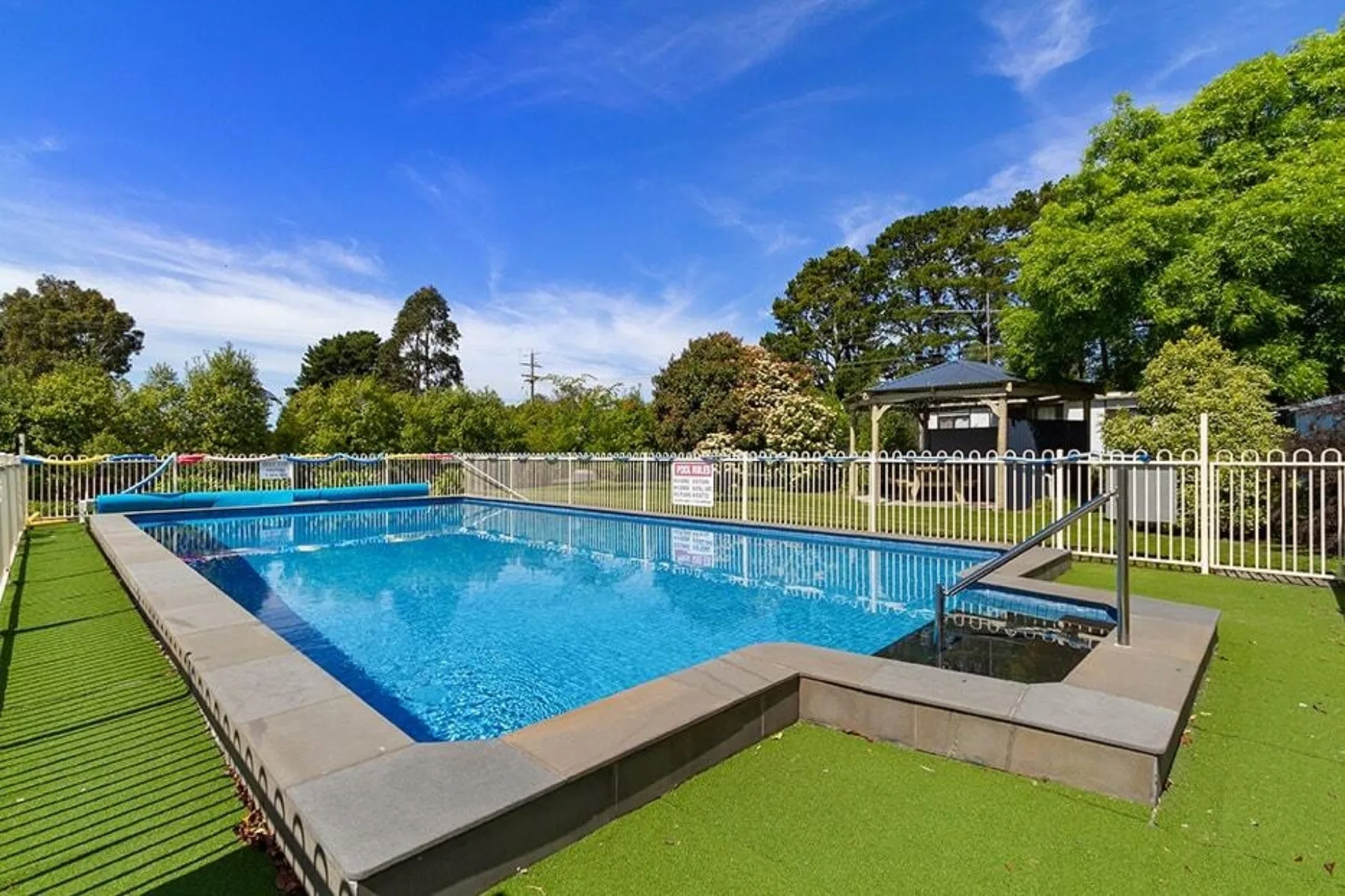 Traralgon Holiday Village - Image 2